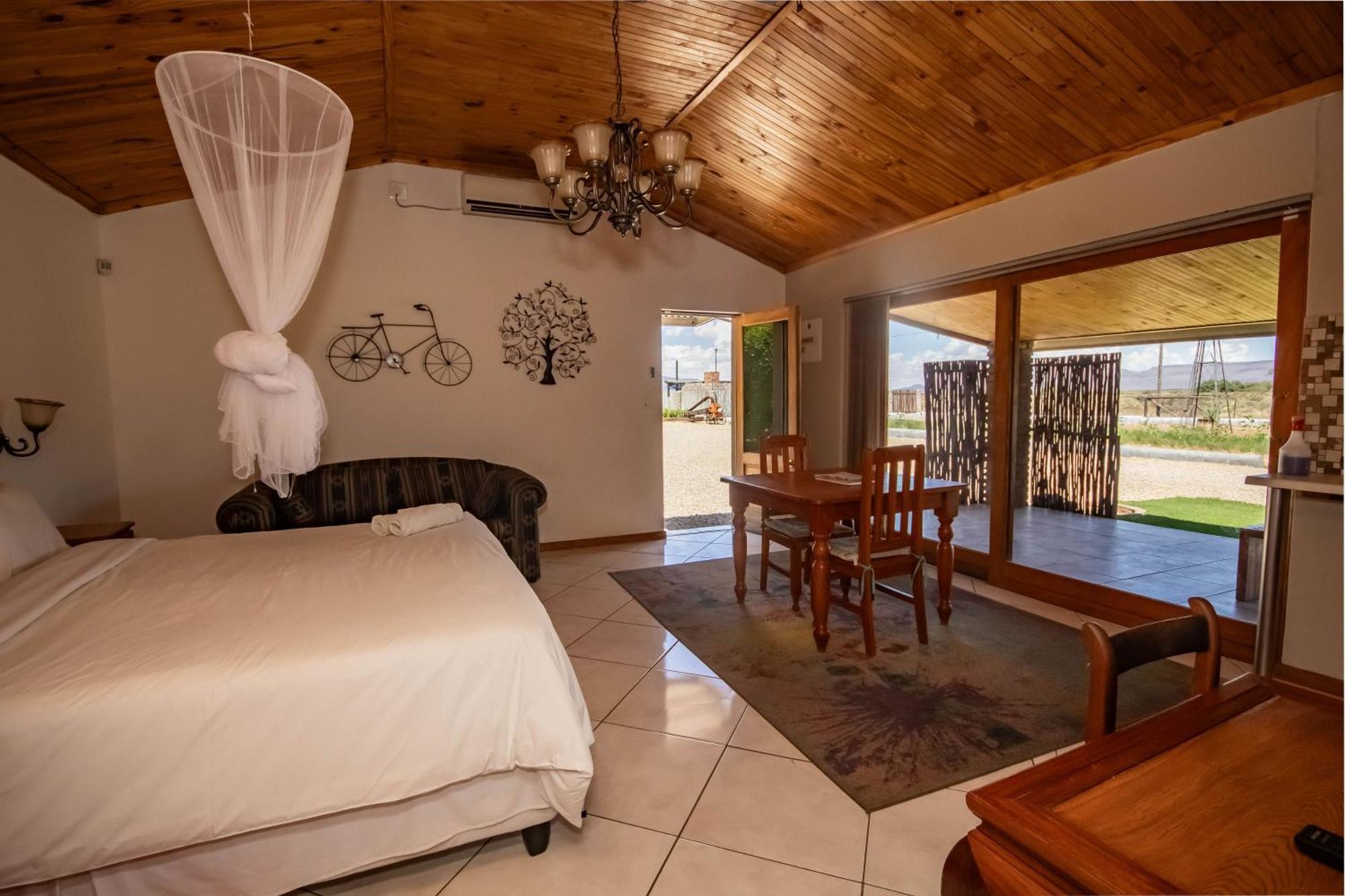 Tarantula Guest House Calvinia Exterior foto