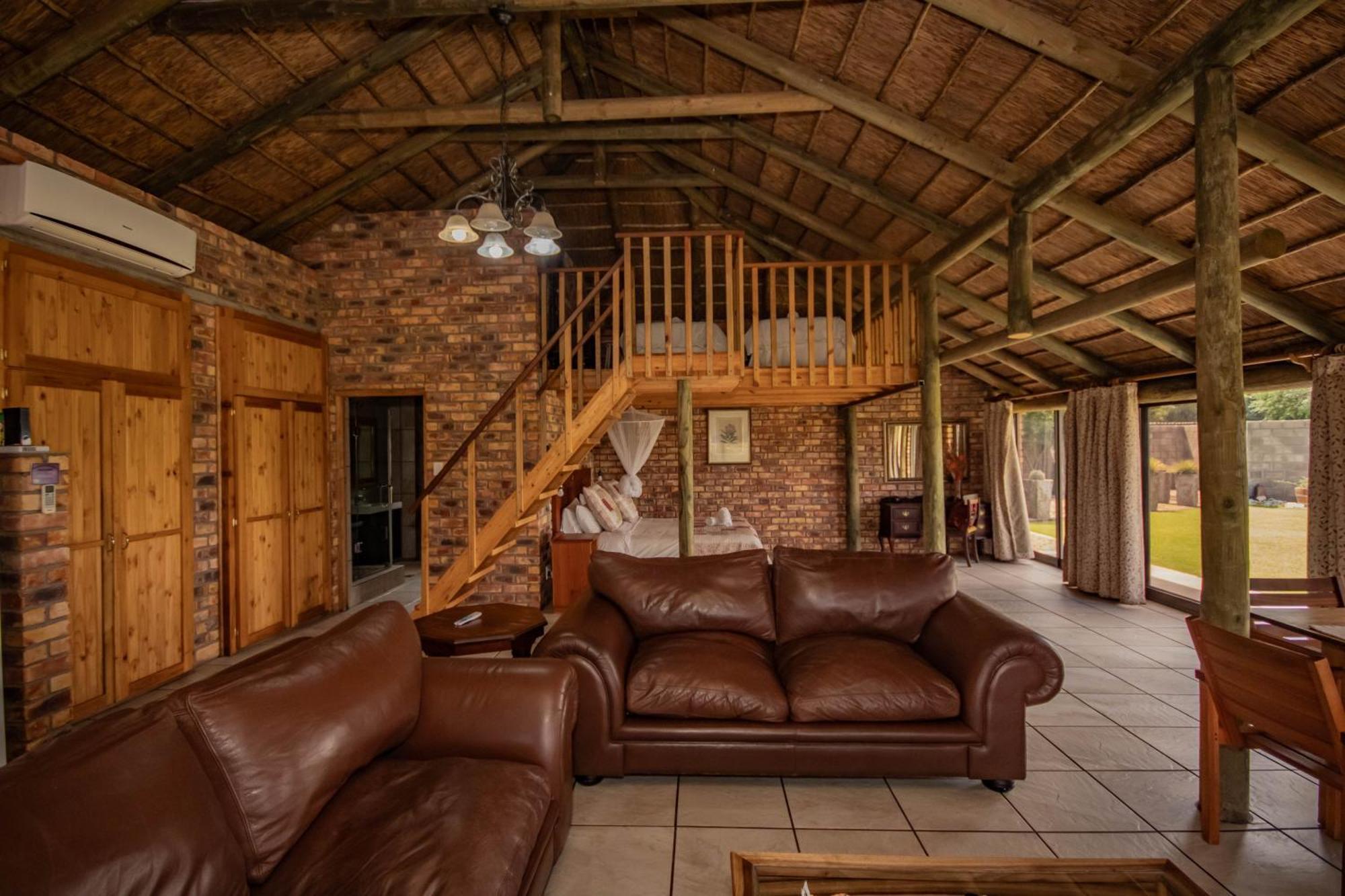Tarantula Guest House Calvinia Exterior foto