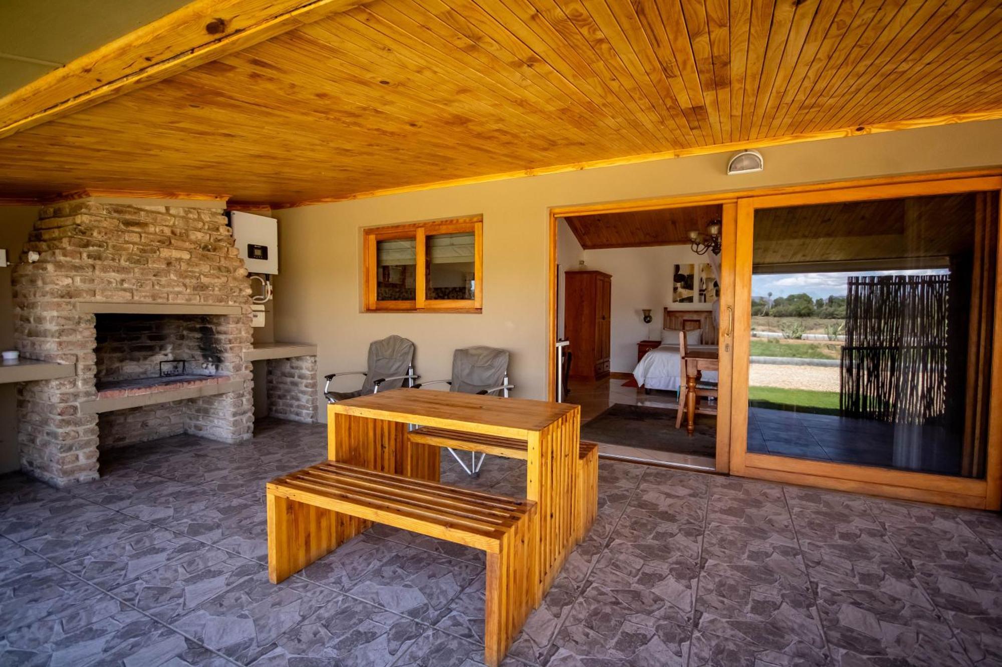 Tarantula Guest House Calvinia Exterior foto