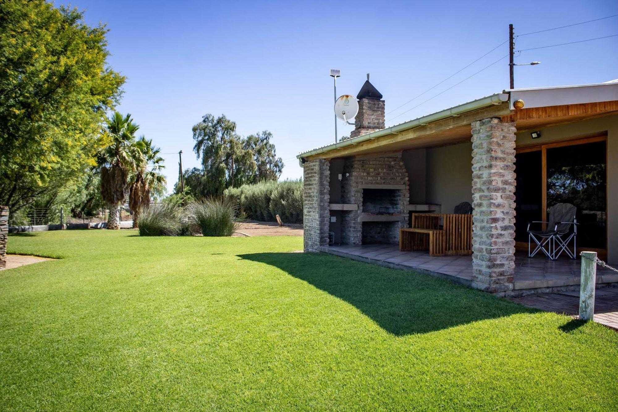 Tarantula Guest House Calvinia Exterior foto