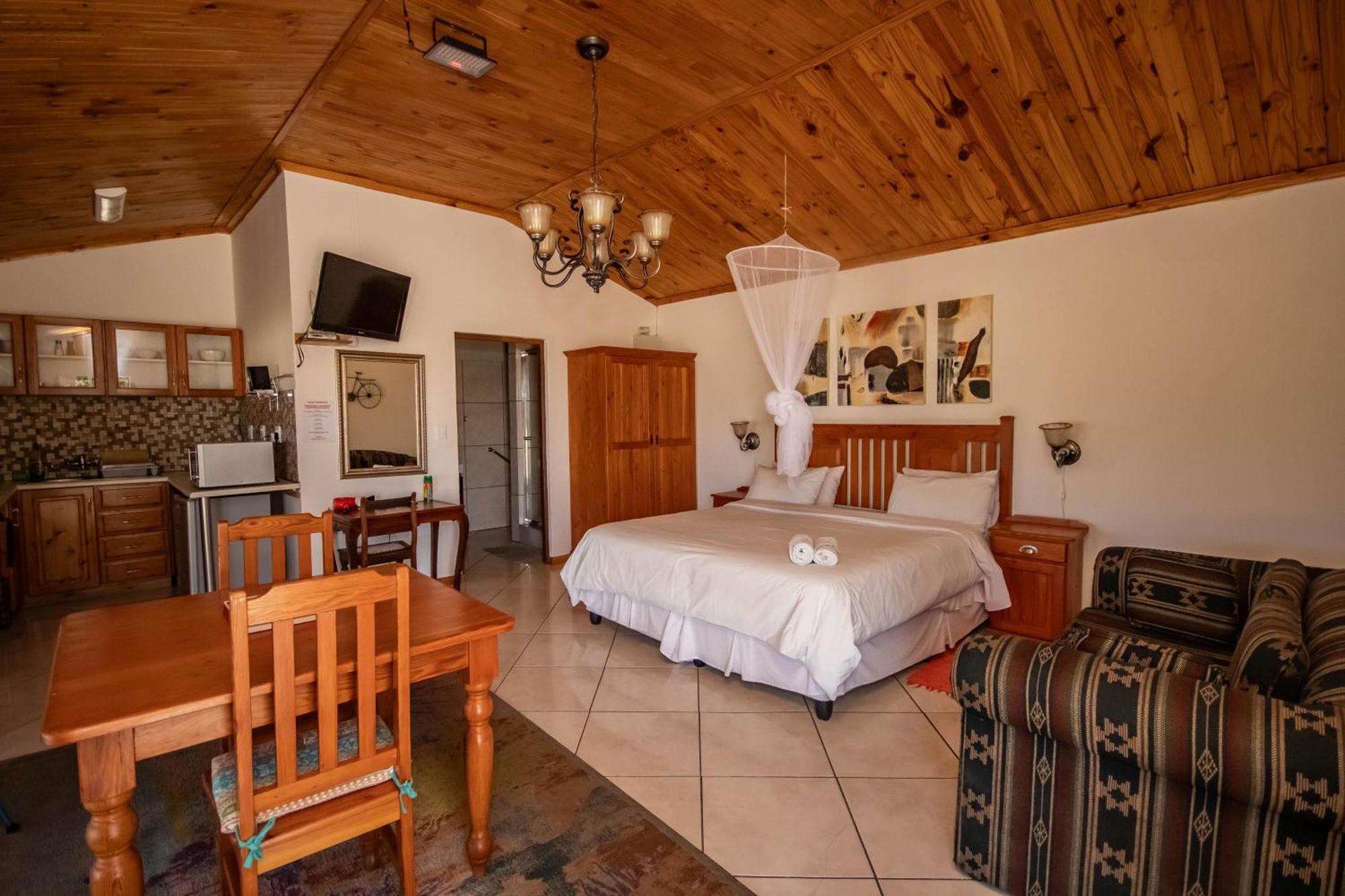 Tarantula Guest House Calvinia Exterior foto