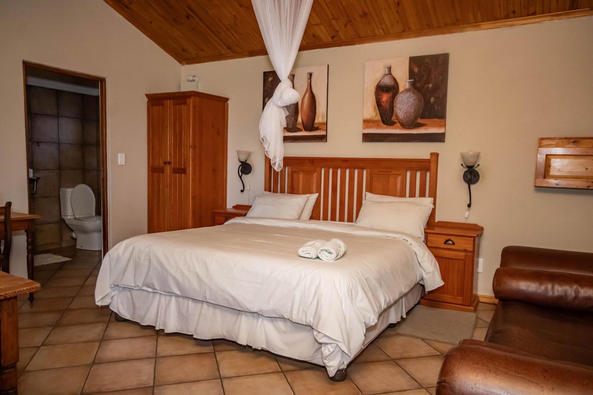 Tarantula Guest House Calvinia Exterior foto